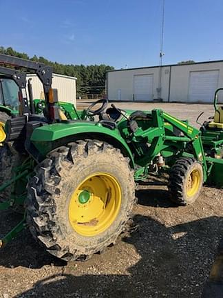 Image of John Deere 4052M equipment image 1