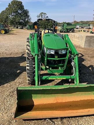 Image of John Deere 4052M equipment image 3