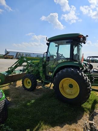 Image of John Deere 4052R equipment image 1