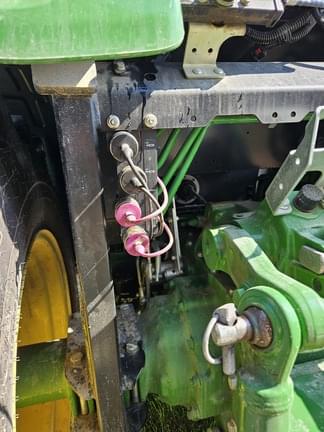 Image of John Deere 4052R equipment image 4