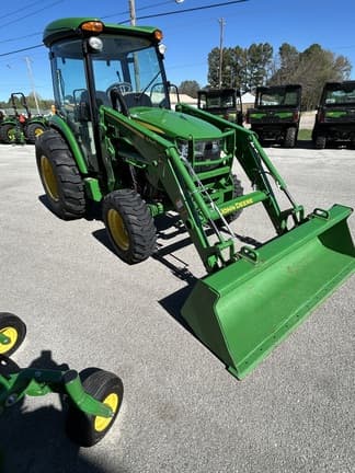 Image of John Deere 4052R equipment image 3