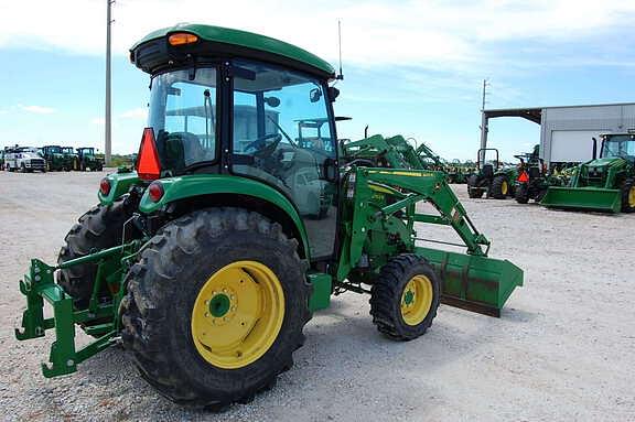 Image of John Deere 4052R equipment image 3