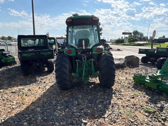 Image of John Deere 4052R equipment image 2