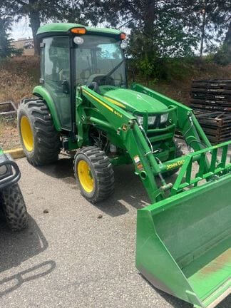 2021 John Deere 4052R Equipment Image0