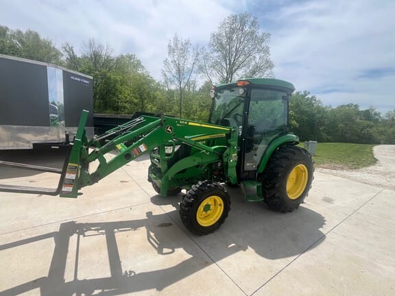 2021 John Deere 4052R Equipment Image0