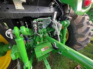 Main image John Deere 4052R 3