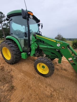 Main image John Deere 4052R