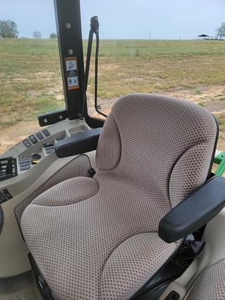 Image of John Deere 4052R equipment image 3