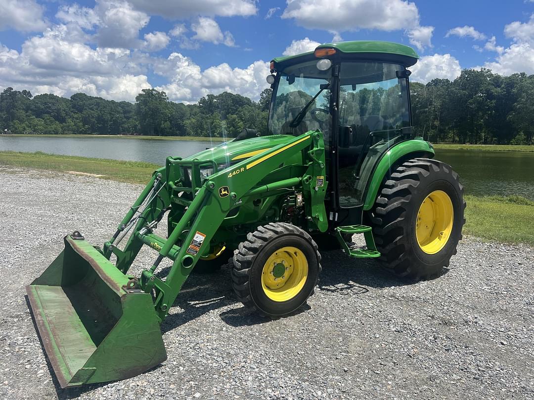 Image of John Deere 4052R Primary image