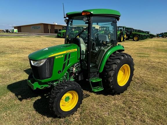 Image of John Deere 4052R Primary image