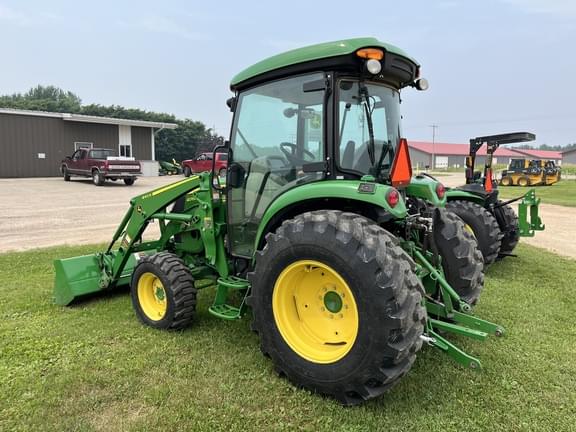 Image of John Deere 4066R equipment image 4