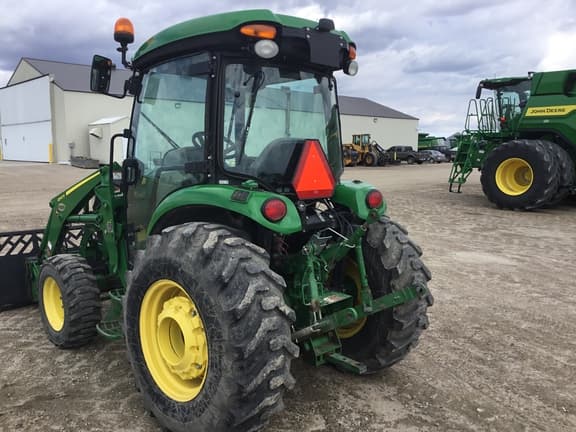 Image of John Deere 4066R equipment image 3