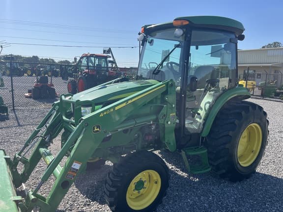 Image of John Deere 4066R equipment image 3