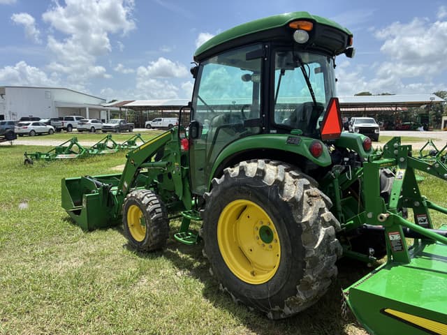 Image of John Deere 4066R equipment image 2