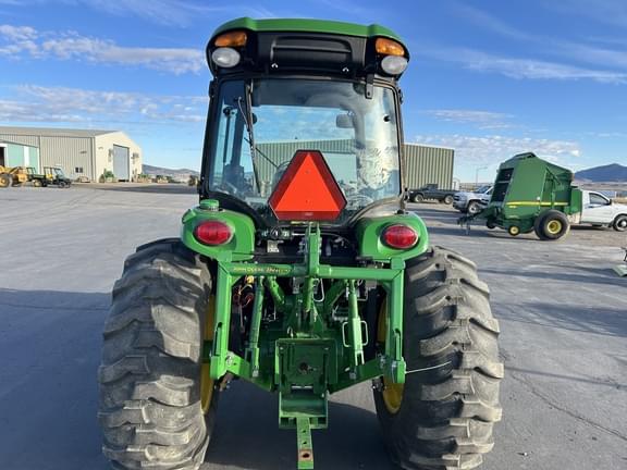 Image of John Deere 4066R equipment image 2