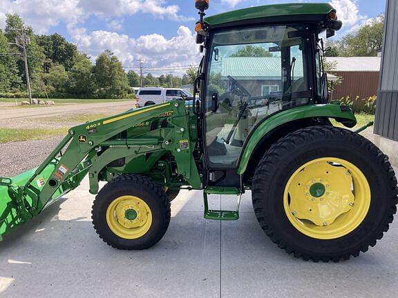 Image of John Deere 4066R equipment image 4