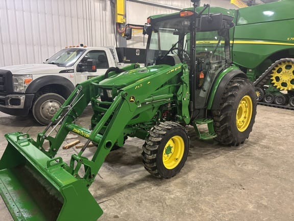 Main image John Deere 4066R