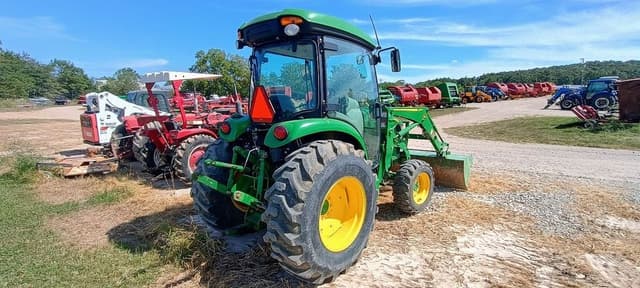 Image of John Deere 4066R equipment image 4