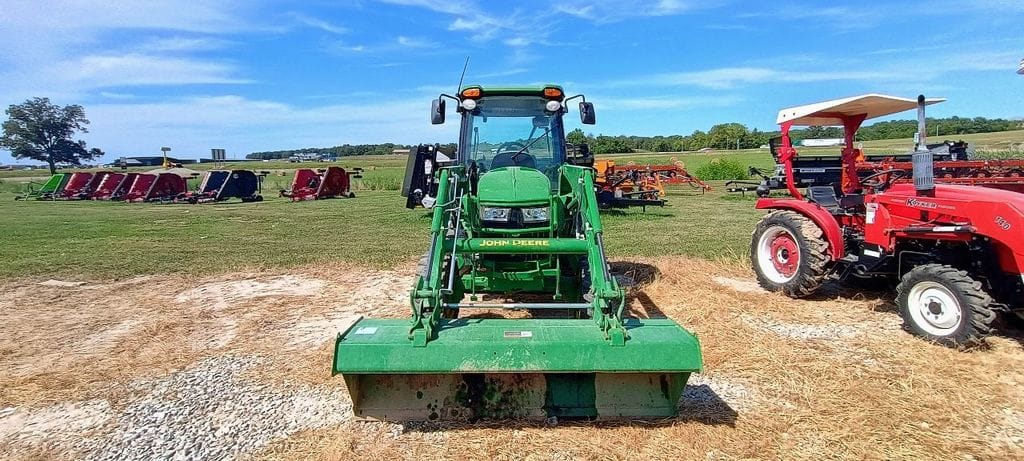 2021 John Deere 4066R Equipment Image0
