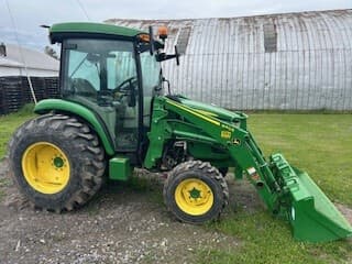 Image of John Deere 4066R equipment image 3