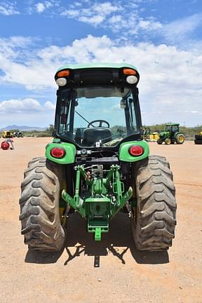 Image of John Deere 4066R equipment image 1