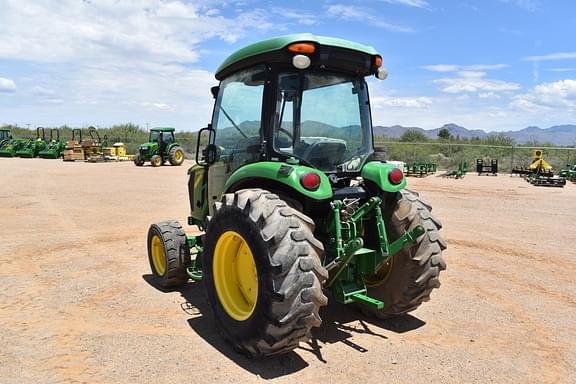 Image of John Deere 4066R equipment image 2