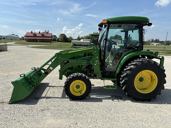 Image of John Deere 4066R equipment image 1