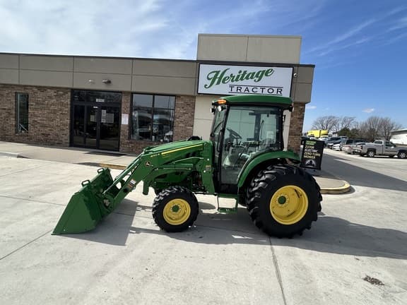 Image of John Deere 4066R equipment image 1