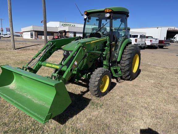Main image John Deere 4066R