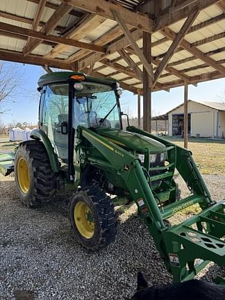 Image of John Deere 4066R equipment image 1