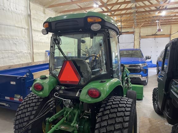Image of John Deere 4066R equipment image 2