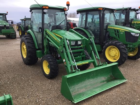 Image of John Deere 4066R Primary image
