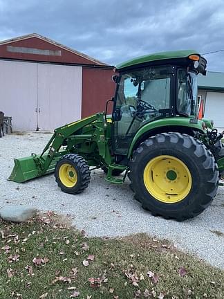 Image of John Deere 4066R equipment image 1