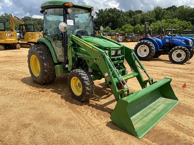 Image of John Deere 4066R equipment image 3
