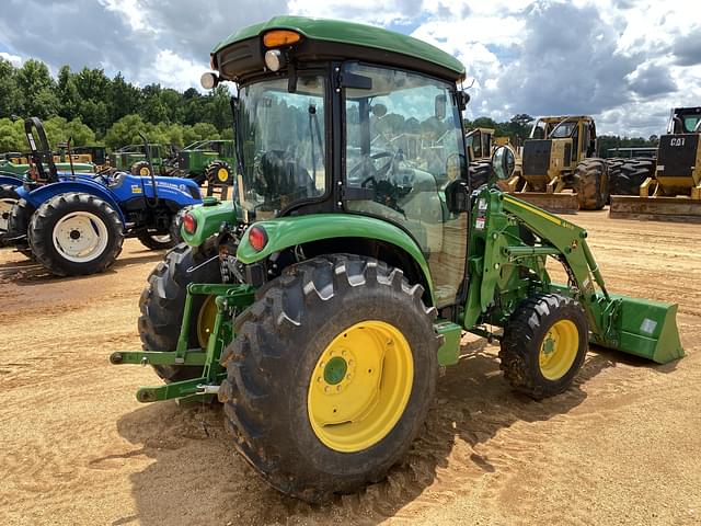 Image of John Deere 4066R equipment image 2