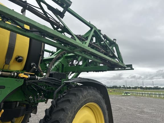 Image of John Deere 408R equipment image 4