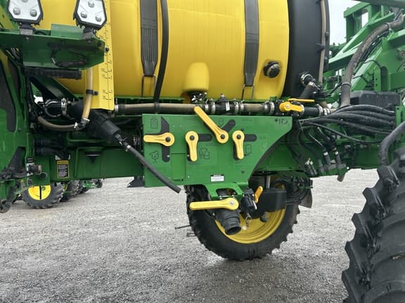 Image of John Deere 408R equipment image 3