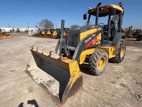 2021 John Deere 410L Equipment Image0