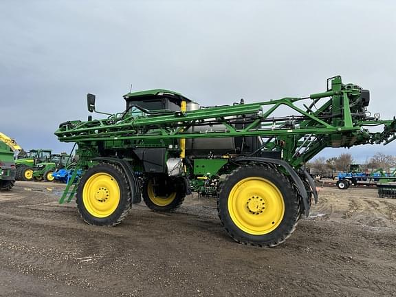 Image of John Deere 410R equipment image 3