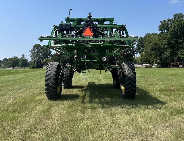 Image of John Deere 410R equipment image 1