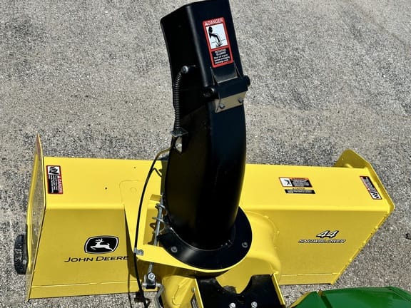 2021 John Deere 44" Snowblower Equipment Image0