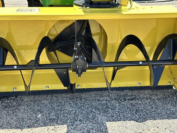 Image of John Deere 44" Snowblower equipment image 3