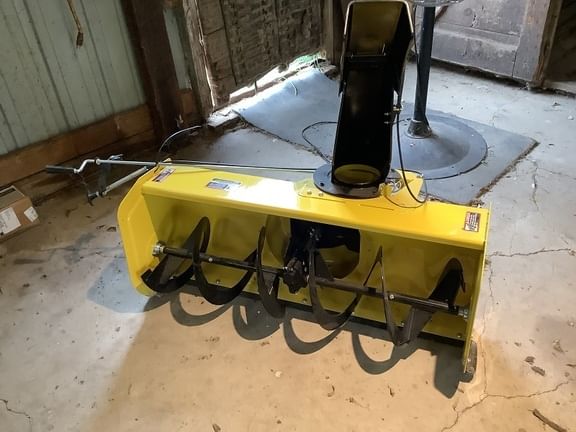 Main image John Deere 44" Snowblower