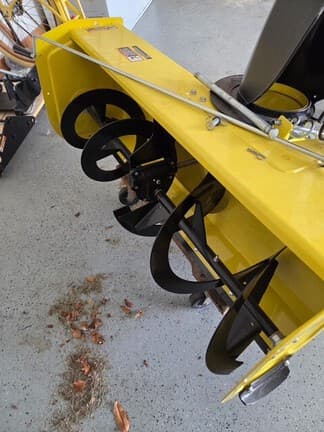 Main image John Deere 44" Snowblower