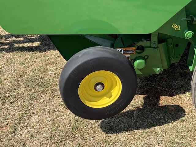Image of John Deere 450E equipment image 2