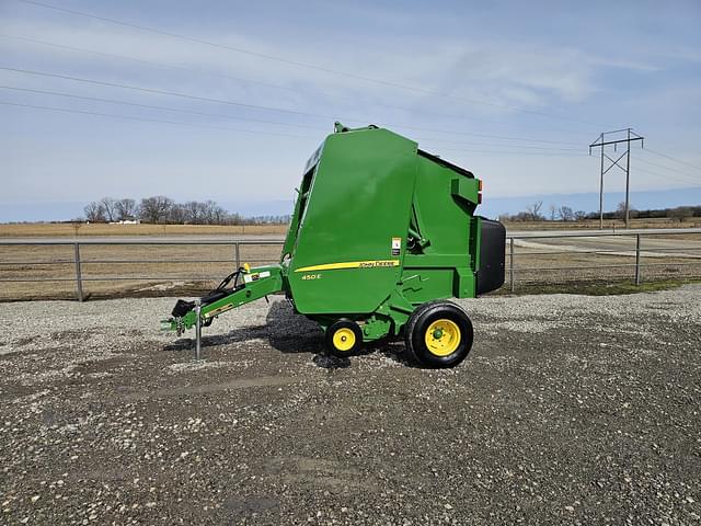 Image of John Deere 450E equipment image 2