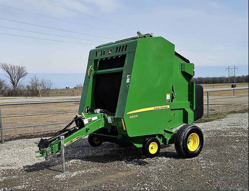 Image of John Deere 450E Primary image