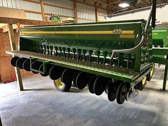Image of John Deere 455 Primary image