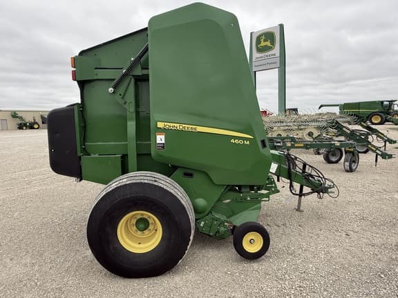 Image of John Deere 460M equipment image 4