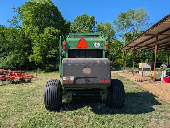 Image of John Deere 460M equipment image 4